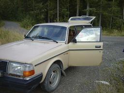 02-Volvo